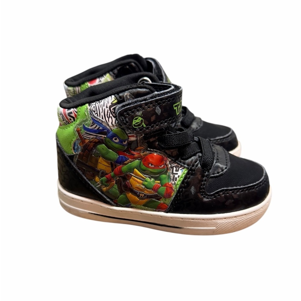 Kids Light Up Sneakers with Ninja Turtle Design - Black and Green 7